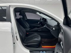 Hyundai Elantra 1.5L CVT GLX Elite - ფოტო 8
