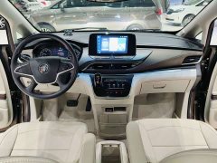 Buick GL8 Land Official Business Class 652T Comfort Edition - фото 15