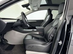 Tesla Model Y Rear-Wheel Drive - ფოტო 6