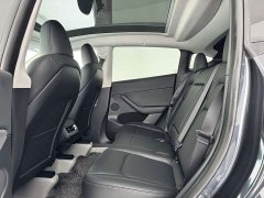 Tesla Model Y Rear-Wheel Drive - ფოტო 9