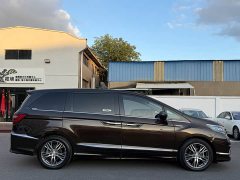 Honda Elysion 2.0L Hybrid Luxury - photo 16