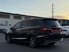 Honda Elysion 2.0L Hybrid Luxury - photo 18