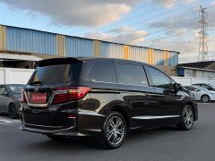 Honda Elysion 2.0L Hybrid Luxury - photo 19