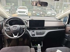 Honda Odyssey 2.0L e:HEV Sharp Comfort Edition - photo 6