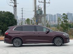 Volkswagen Viloran 380TSI Prestige - ფოტო 11