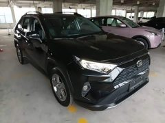 Toyota RAV4 2.0L CVT FWD Fashion Edition - фото 3