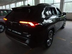 Toyota RAV4 2.0L CVT FWD Fashion Edition - фото 6