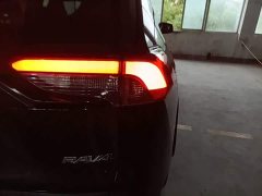 Toyota RAV4 2.0L CVT FWD Fashion Edition - фото 7