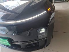Li Auto L7 MAX - ფოტო 17