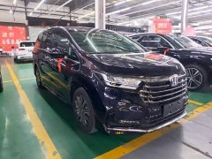 Honda Odyssey 2.0L e:HEV Sharp Premium Edition - ფოტო 3