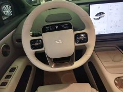 Li Auto i6 Four-Wheel Drive Standard Edition - ფოტო 10