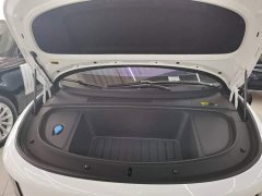 Li Auto i6 Four-Wheel Drive Standard Edition - ფოტო 19