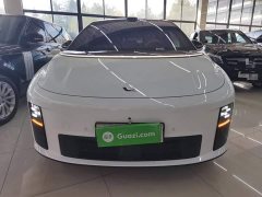 Li Auto i6 Four-Wheel Drive Standard Edition - ფოტო 2