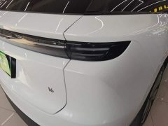 Li Auto i6 Four-Wheel Drive Standard Edition - ფოტო 7