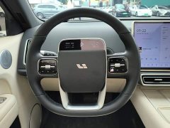 Li Auto L6 Pro - ფოტო 10