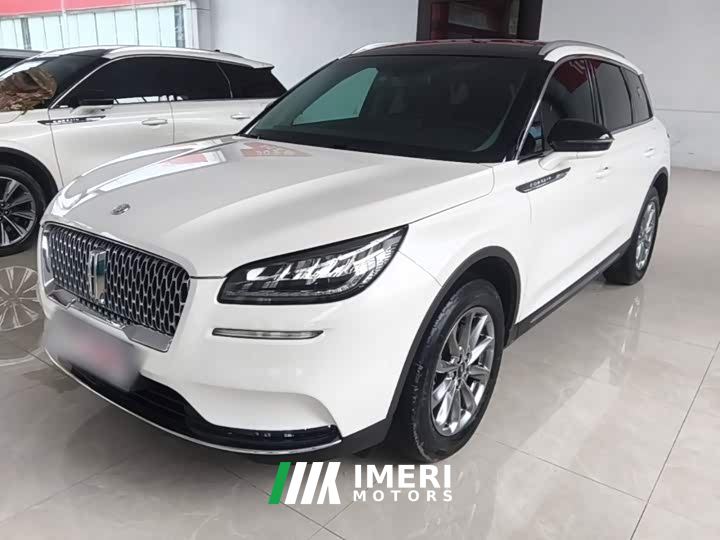 Lincoln Explorer 2.0T Two-Wheel Drive Premium