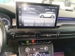 Lincoln Explorer 2.0T Two-Wheel Drive Premium - photo 12