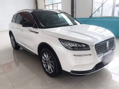 Lincoln Explorer 2.0T Two-Wheel Drive Premium - photo 3