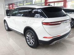 Lincoln Explorer 2.0T Two-Wheel Drive Premium - photo 4
