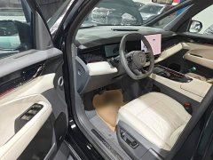 Zeekr 009 Six-Seat Executive AWD 108kWh - ფოტო 20