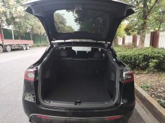 Tesla Model Y Long Range All-Wheel Drive 3D7 - ფოტო 18