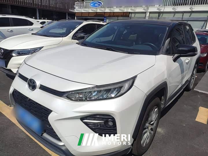 Toyota Vland 2.0L CVT FWD Luxury Plus - автомобиль из Китая