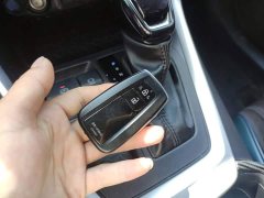 Toyota Vland 2.0L CVT FWD Luxury Plus - фото 8