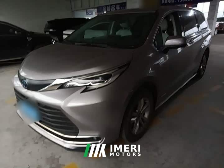 Toyota Sienna 2.5L Hybrid Comfort Edition - автомобиль из Китая