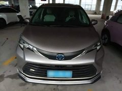 Toyota Sienna 2.5L Hybrid Comfort Edition - фото 2