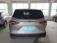 Toyota Sienna 2.5L Hybrid Comfort Edition - фото 5