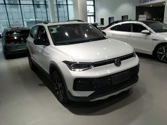 Volkswagen Touareg Sharp 300TSI Sharp Enjoy Edition - ფოტო 3