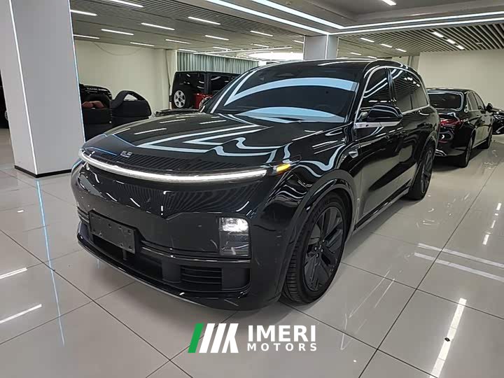 Li Auto L8 Pro - ავტომობილი ჩინეთიდან