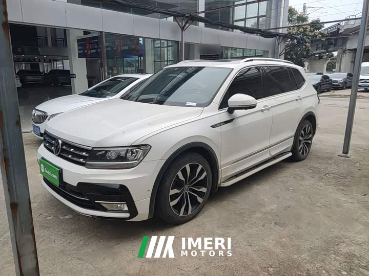 Volkswagen Tiguan L 330TSI Automatic FWD R-Line Comfort Edition - car from China