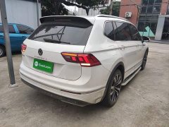 Volkswagen Tiguan L 330TSI Automatic FWD R-Line Comfort Edition - photo 6