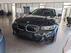 BMW i3 eDrive 40 L Midnight Edition Package - ფოტო 2