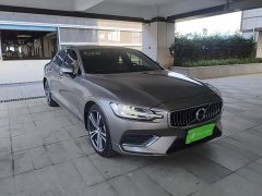 Volvo S60 T4 Intelligent Luxury Edition - ფოტო 3