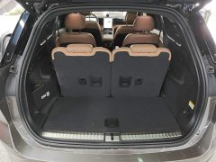 NIO ES8 580KM Six-Seater - ფოტო 18