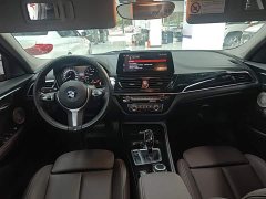 BMW 1 Series Facelift 120i M Sport Night Edition - photo 9
