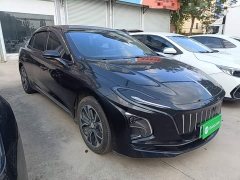 FAW Red Flag E-QM5 Facelift Base Mobility Edition - ფოტო 3