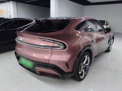Xiaomi YU7 Four-Wheel Drive Max Edition - ფოტო 6
