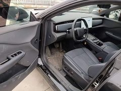 Voyah Lantu Zhiyin Four-Wheel Drive Global Edition - фото 11