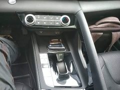 Hyundai Elantra 1.5L CVT GLX Elite - фото 13
