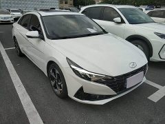 Hyundai Elantra 1.5L CVT GLX Elite - фото 3
