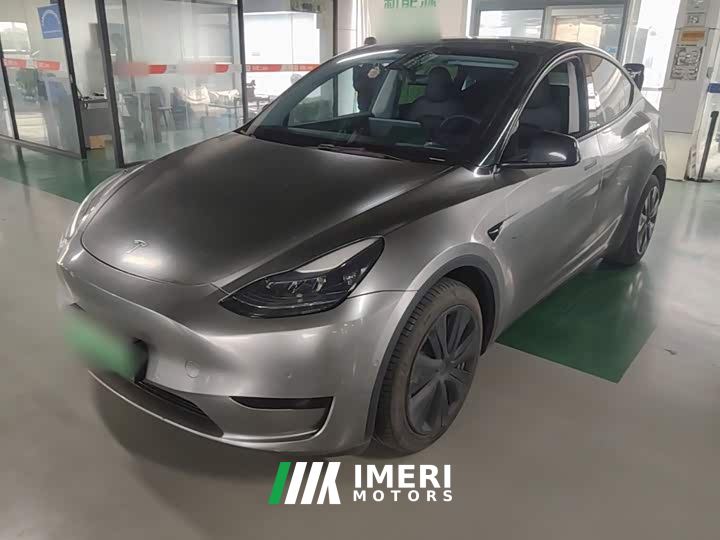 Tesla Model Y Facelift Rear-Wheel Drive