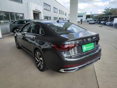 Volkswagen Sagitar 300TSI DSG Excellence Edition - photo 4