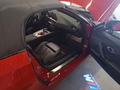 BMW Z4 sDrive 25i Sunburst Limited Edition - ფოტო 8