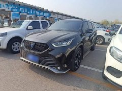 Toyota Crown Venza 2.5L HEV AWD Premium - фото 1