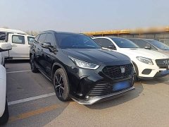 Toyota Crown Venza 2.5L HEV AWD Premium - фото 3