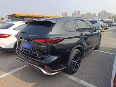 Toyota Crown Venza 2.5L HEV AWD Premium - фото 6