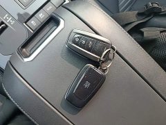 Toyota Crown Venza 2.5L HEV AWD Premium - фото 8